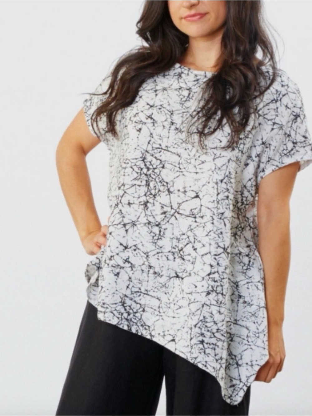 Bryn Walker Linen Abstract Asymmetric Top